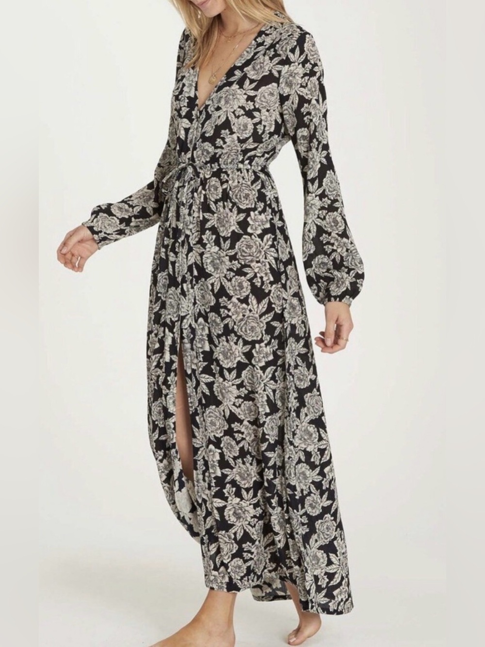 BILLABONG ALLEGRA BLACK OFF-WHITE FLORAL PRINT V-NECK DRESS WOMENS SZ XS